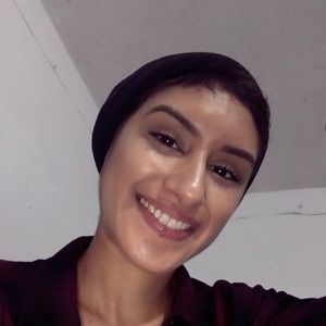 Meet your Posher, Selena